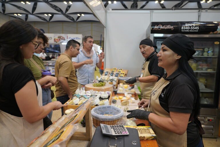 EXPHORE 2025 ofrece soluciones frente al alza de costos, escasez de talento y retos tecnológicos en hotelería y gastronomía