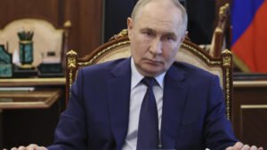 UE golpea la industria petrolera rusa con nuevo paquete de sanciones