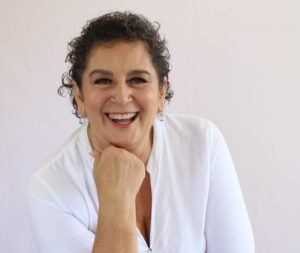 Alcaldesa de Guácimo anuncia su respaldo a Laura Fernández para elecciones 2026