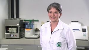 Leche materna sin barreras: protocolo pionero de recolección a domicilio para hospitales