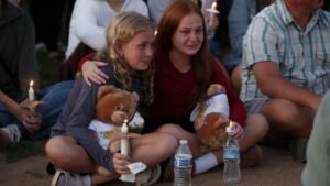 EEUU: Matanza en escuela desata controversia sobre porte de armas y la comunidad trans