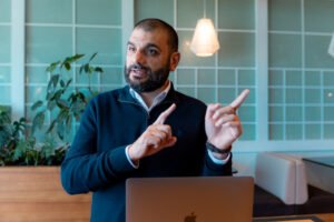 ¡Atención influencers! Meta, TikTok, YouTube y otras plataformas comienzan a reportar sus ingresos a hacienda