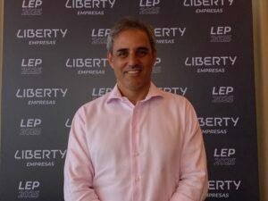 Juan Pablo Montoya será el invitado especial en la tercera edición de LEP 2025 de Liberty