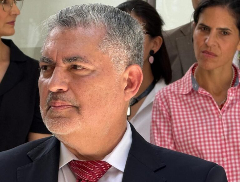 Abogado de Chaves encabezaría papeleta a diputados por Alajuela de Pueblo Soberano