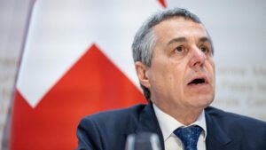 Suiza garantiza a Putin inmunidad en caso de que asista a una conferencia de paz