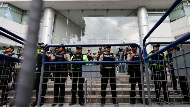 Ecuador: la Fiscalía acusa de corrupción al expresidente Lenín Moreno