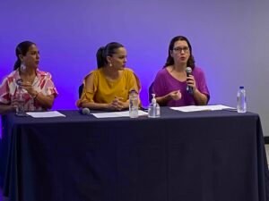 Campaña busca que personas adultas entiendan el lenguaje estudiantil para que actúen y ayuden en la prevención