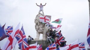 Multitudinaria protesta contra la migración impulsada por la extrema derecha sacude Londres