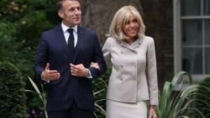 El matrimonio Macron presentará en EEUU pruebas de que Brigitte es una mujer