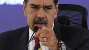 Maduro: Si Venezuela fuera agredida declararíamos constitucionalmente a la República en armas