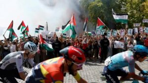 Pedro Sánchez expresa su “orgullo” ante las protestas propalestinas en la Vuelta a España