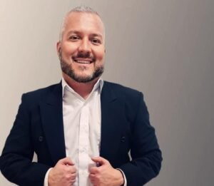 La huida de Derecho Administrativo, refrendo del presupuesto y de los controles financieros del Colegio de Ciencias Económicas de Costa Rica