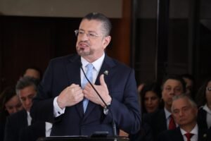 Teletica le responde a Rodrigo Chaves sobre frecuencias de TV