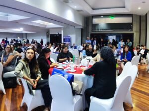 SINAES impulsa la excelencia académica: Éxito rotundo en su primer taller