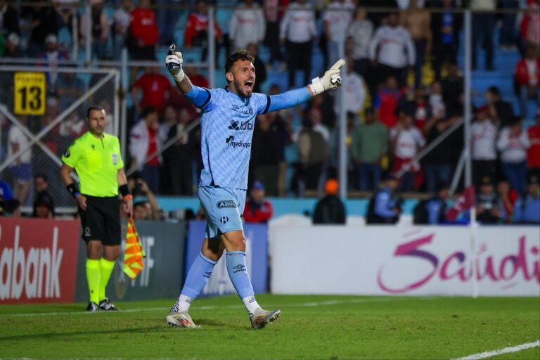 (Video) Washington Ortega le tiró tremendo palo al Saprissa al clasificar a la final de la Copa Centroamericana