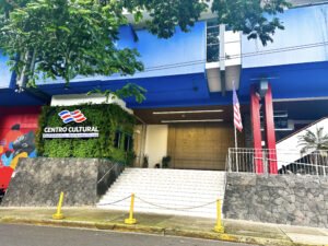 80 mil graduados son ejemplo de liderazgo en formación bilingüe en Costa Rica