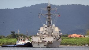 Buque de guerra estadounidense arriba a Trinidad y Tobago; Washington aumenta presión en el Caribe