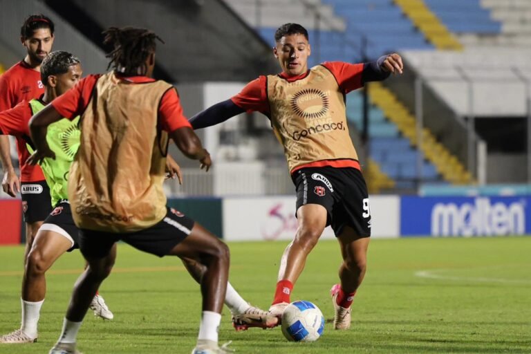 Exclusivo para no liguistas: ¿Por qué Jafet Soto dice que hay que apoyar a Alajuelense en Copa Centroamericana?