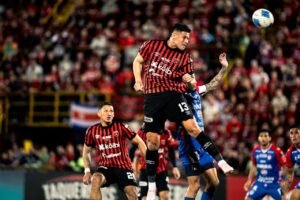 Alajuelense repite la historia en esta Copa Centroamericana: se jugará la vida fuera del Morera Soto