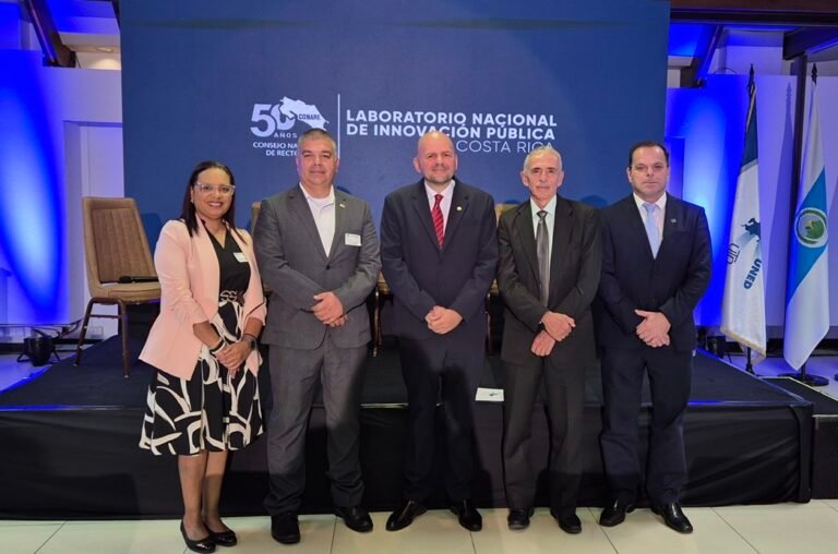 Conare lanza laboratorio para impulsar soluciones a los retos de Costa Rica
