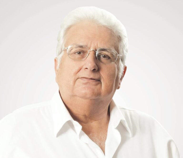 Fernando Berrocal da su adhesión a José Aguilar Berrocal de Avanza