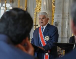 Presidente panameño señala a Fiscalía de Costa Rica por obstaculizar investigación contra Baruch