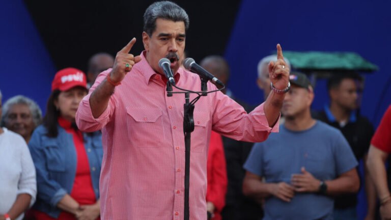 Maduro responde con movilización permanente al accionar militar de EE.UU. en Trinidad y Tobago