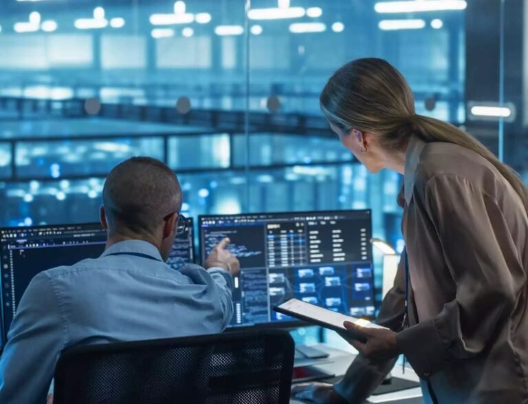 ¿Colaboradores o herramientas? El impacto de los agentes de IA en la empresa moderna