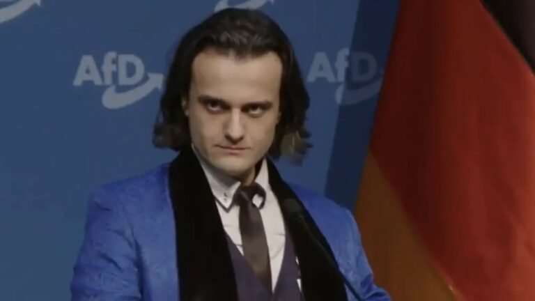 AfD expulsa a concejal de fracción municipal tras discurso hitleriano