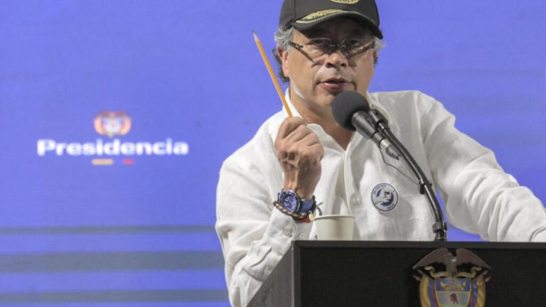 Colombia: Petro declara emergencia económica ante una “inminente crisis fiscal”