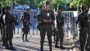 El rocambolesco escrutinio en Honduras: “parece un mercado”