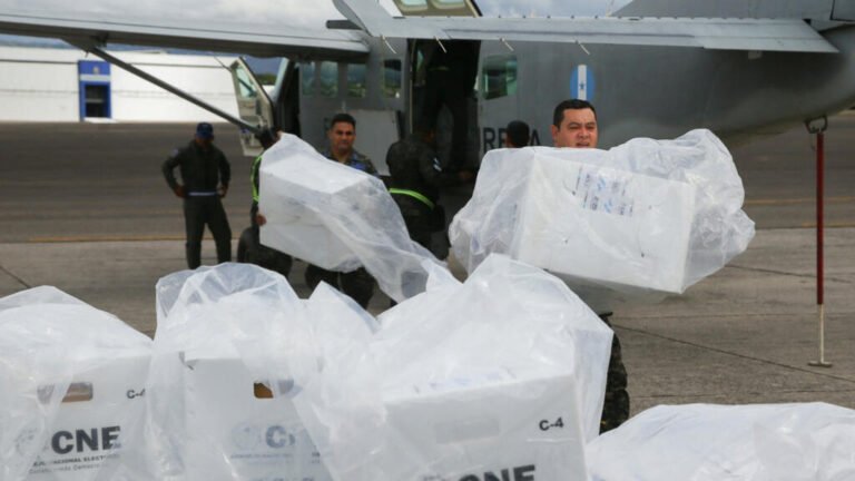 Trump acusa a Honduras de “tratar de cambiar” el resultado de las elecciones presidenciales