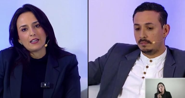 Natalia Díaz a Robles: Cuando un trabajador independiente debe una cuota, la Caja no lo atiende, pero a un indocumentado sí