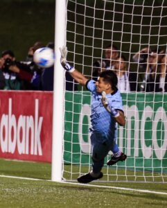 Alajuelense: No se pierda la emocionante y emotiva noche que vivió el portero héroe de la tercera Centroamericana