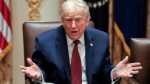 “Vamos a hacer algo con Groenlandia, ya sea por las buenas o por las malas”: Trump