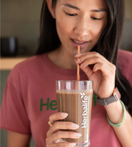 Nueva pirámide alimentaria: Estados Unidos redefine sus guías nutricionales y prioriza las proteínas