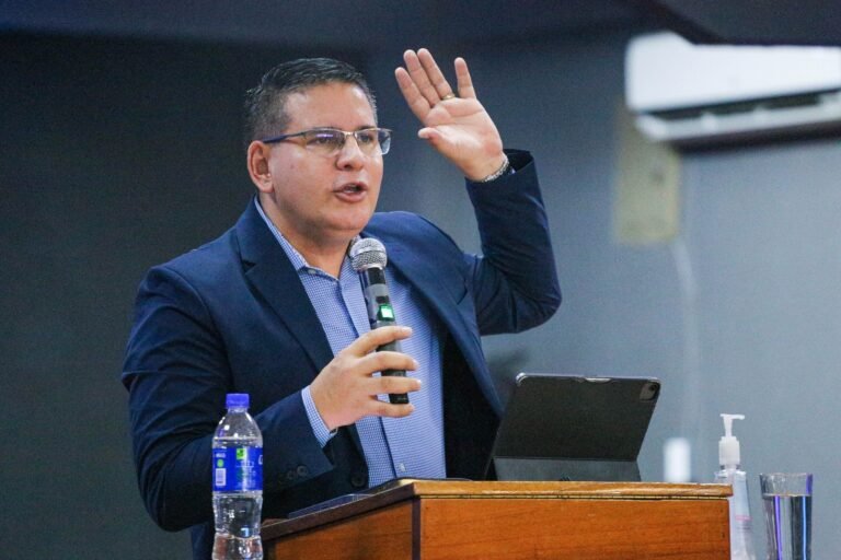 Fabricio Alvarado llama a derrotar en las urnas a los jaguarcillos antipatriotas