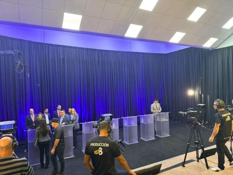 Aguilar capitaliza imagen del debate para confrontar a los partidos tradicionales