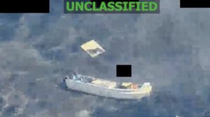 Demandan al Gobierno de Trump por la muerte de dos personas en ataques a supuestas narcolanchas