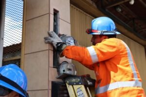 CNFL instala medidores inteligentes en San Francisco de Dos Ríos para recuperar ₡620 millones anuales