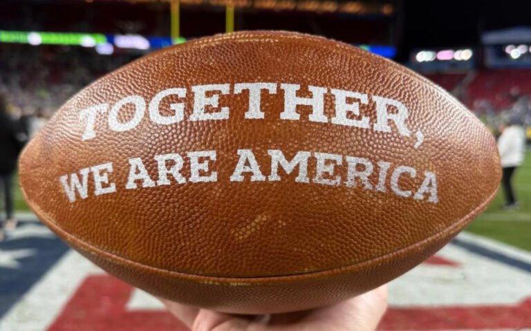 Bad Bunny tomó el escenario más poderoso de EE. UU. y habló por toda América