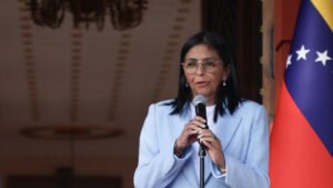 Delcy Rodríguez cierra siete entidades chavistas; 444 considerados presos políticos excarcelados