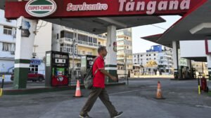 EE.UU. da un respiro a Cuba al permitir la reventa de petróleo venezolano a la isla: ¿bajo qué condiciones?