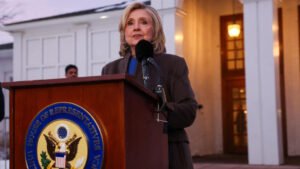 Caso Epstein: Hillary Clinton defiende a su esposo e insiste en la necesidad de convocar a Donald Trump