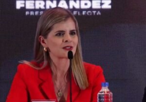 Laura Fernández apuesta a la vía del consenso para aprobar reformas constitucionales que requiere el país