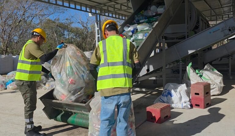 Santa Cruz inaugura moderno proceso de recuperación de residuos sólidos que impactará a Guanacaste