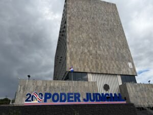 Nadie es indispensable: El problema son las reelecciones y los nombramientos vitalicios en el Poder Judicial y en todo el sector público