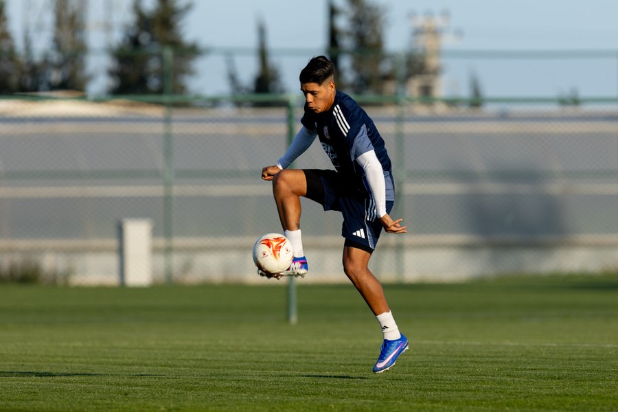 Orlando Galo. La Selección Nacional de Costa Rica inicia su nuevo proceso tras no estar en el Mundial 2026. Foto: Daniel Benavides / FCRF
