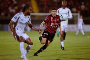 El silencio duró segundos: lo que hizo el Morera tras la caída de la Liga