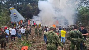 Sube a 66 cifra de muertos tras accidente de avión militar en Colombia: esto es lo que sabemos